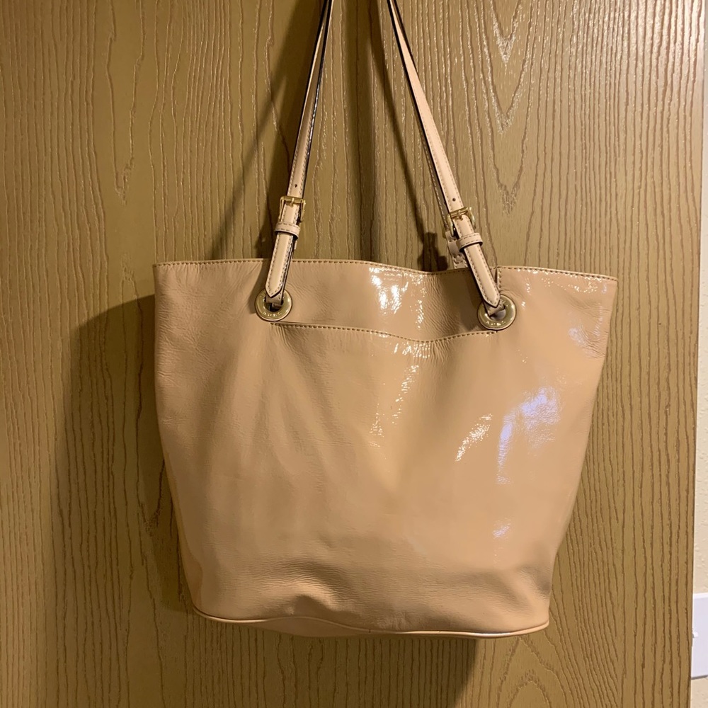 Micheal Korea’s handbag